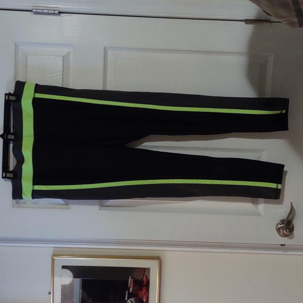Version fitted exercise pants new never worn